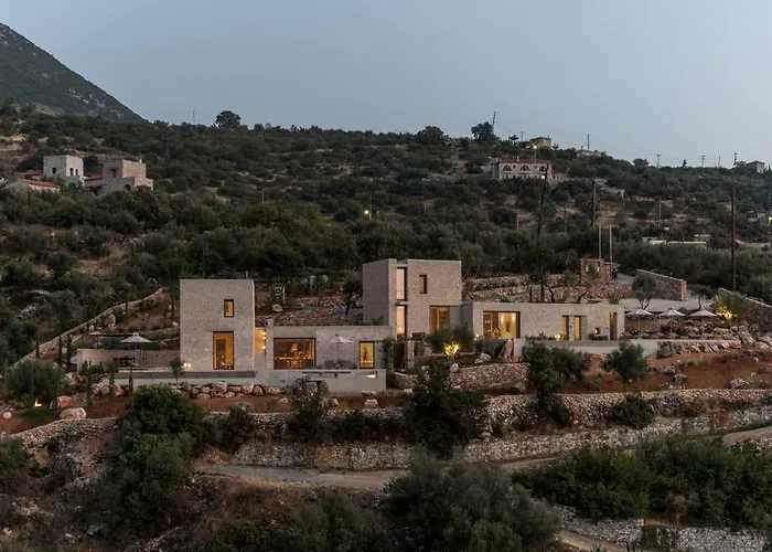 Monolithoi Villas